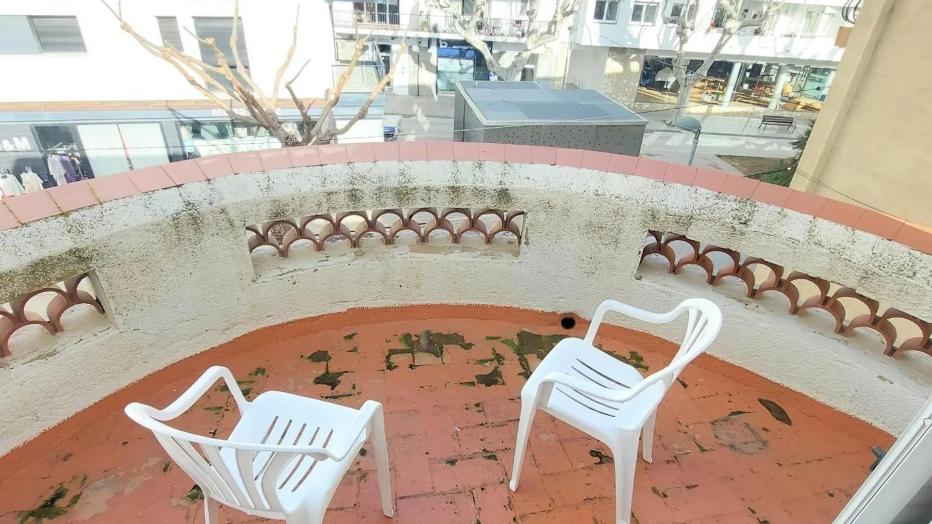Apartamento Comodo En Llanca, Cerca De Playas Y Tiendas, Wifi Incluido - Es-170-94 Llanca