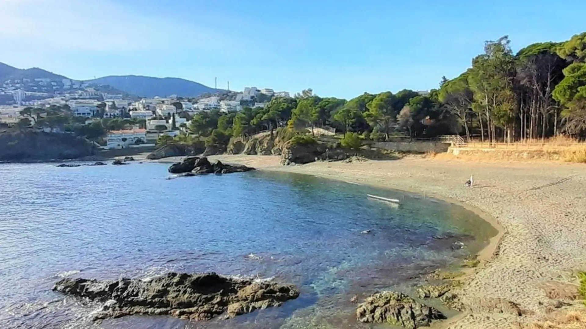Apartamento Comodo En Llanca, Cerca De Playas Y Tiendas, Wifi Incluido - Es-170-94 Apartment