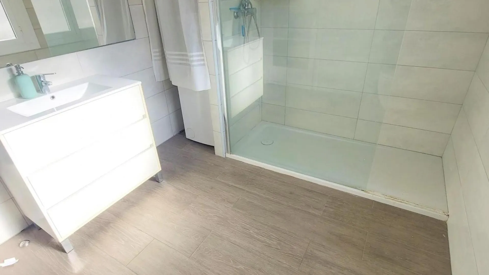 Apartamento Comodo En Llanca, Cerca De Playas Y Tiendas, Wifi Incluido - Es-170-94 Appartamento